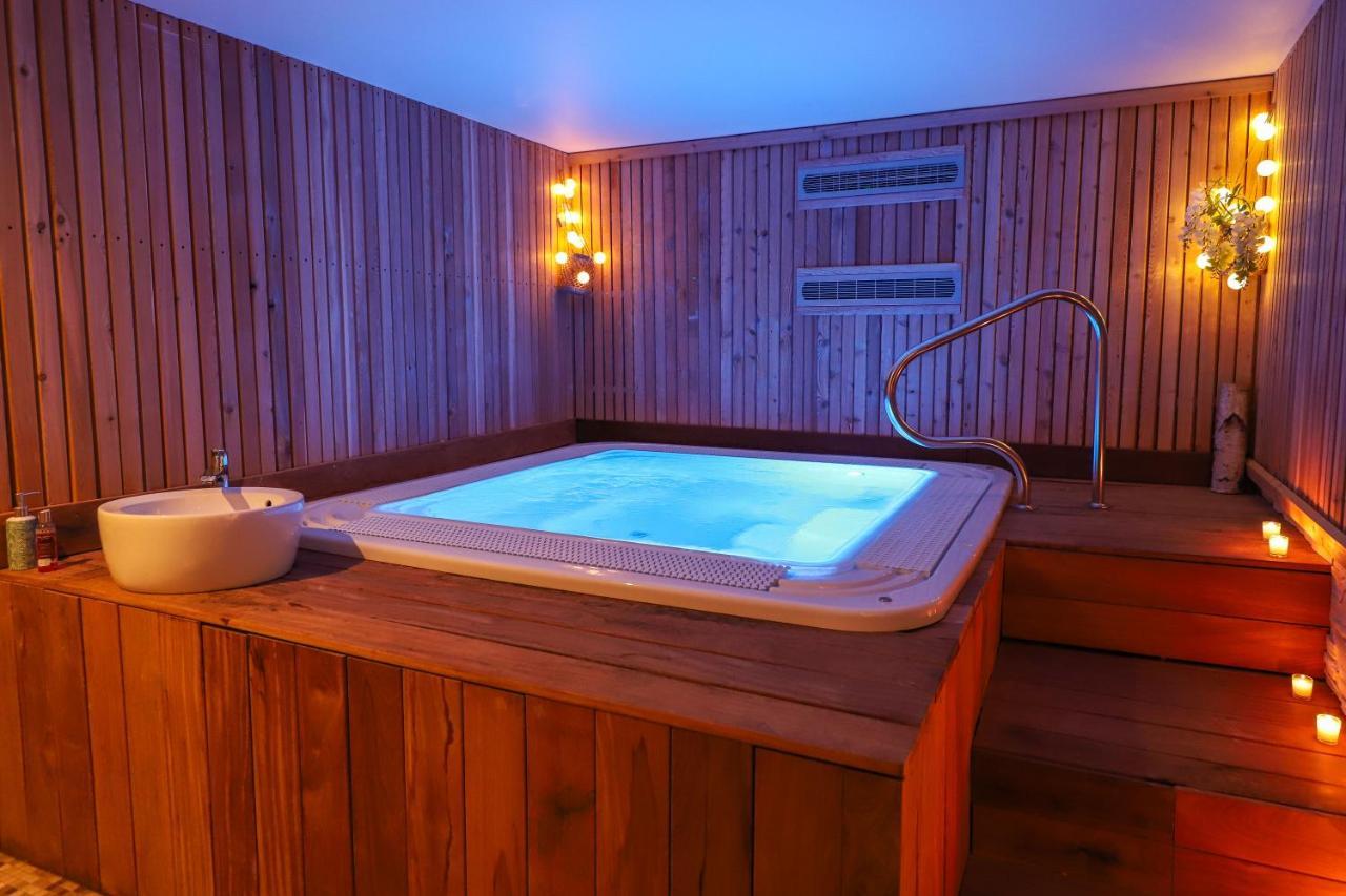 Hotel Spa Le Miel Des Muses Брив-ла-Гаярд Екстер'єр фото