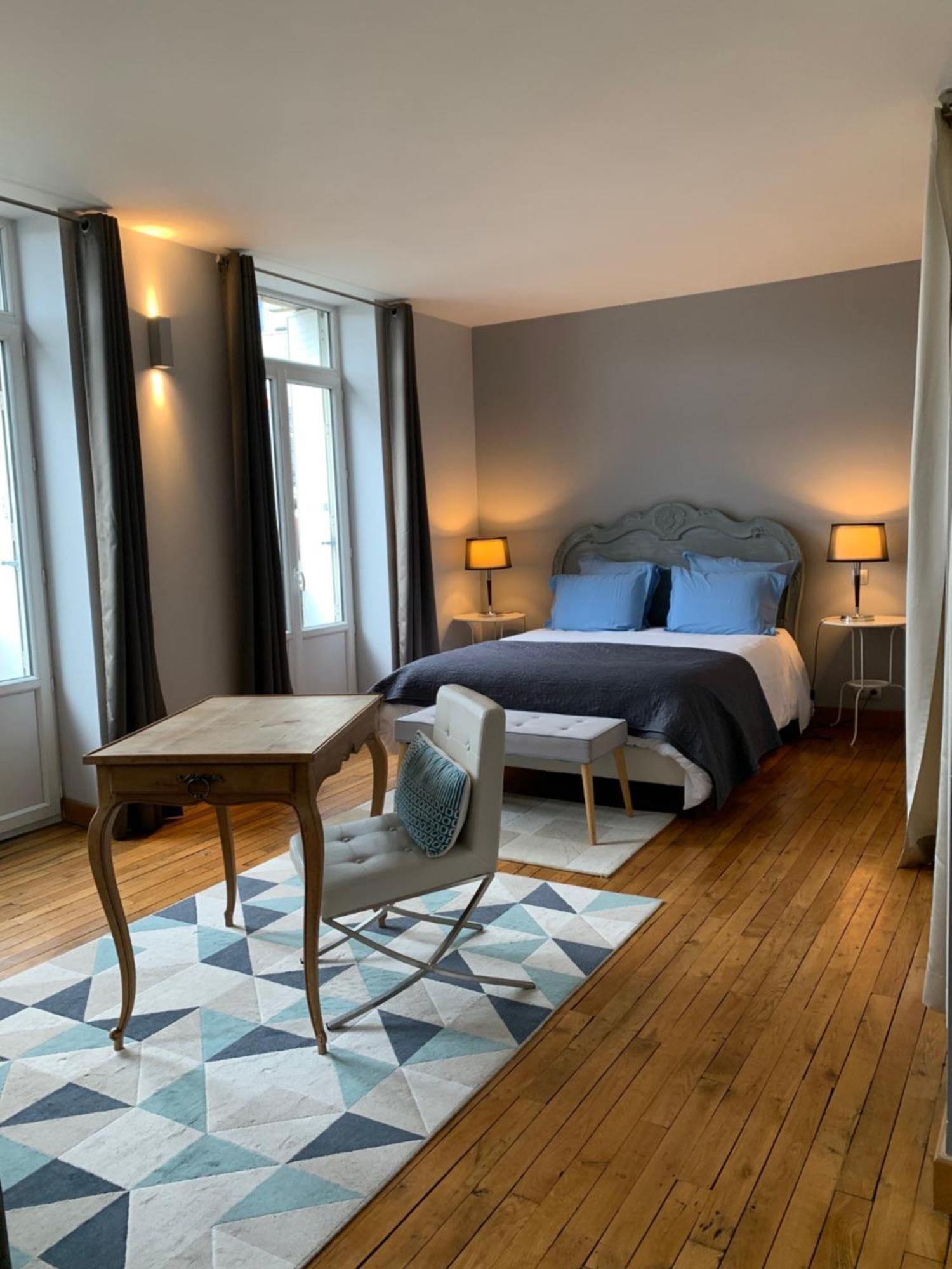 Hotel Spa Le Miel Des Muses Брив-ла-Гаярд Екстер'єр фото